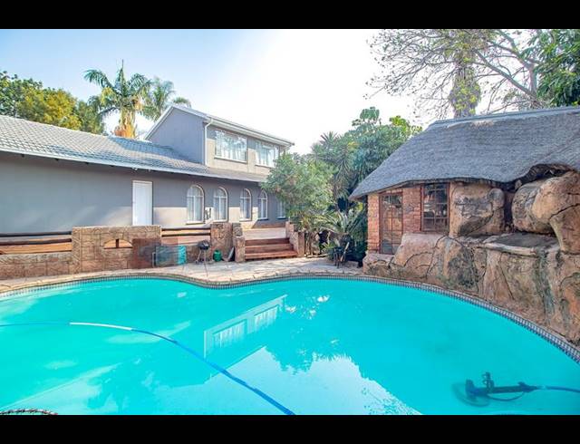 4 BEDROOM HOUSE FOR SALE IN MAGALIESKRUIN